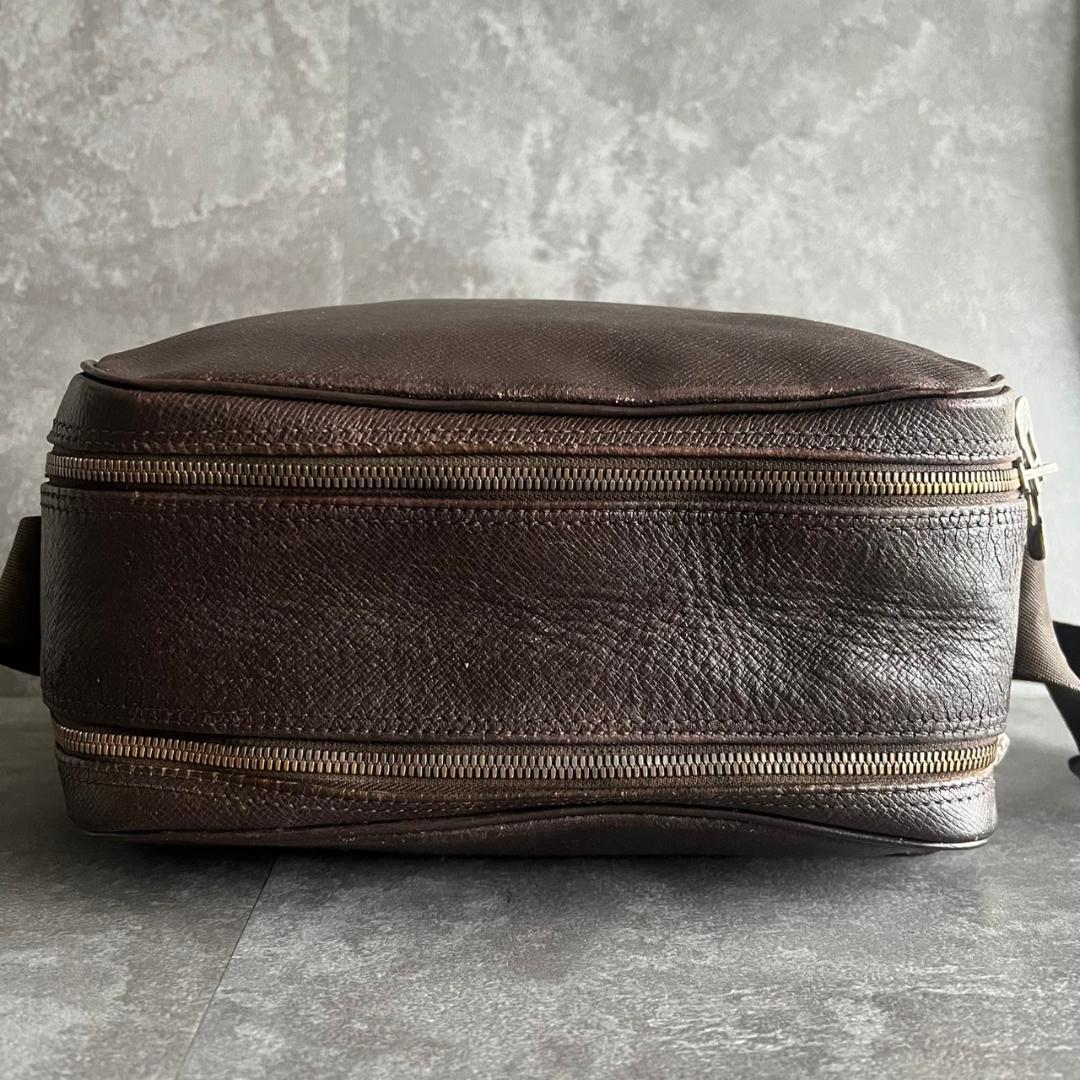 ⭐️LOUIS VUITTON⭐️ルイヴィトン タイガ リポーターPM