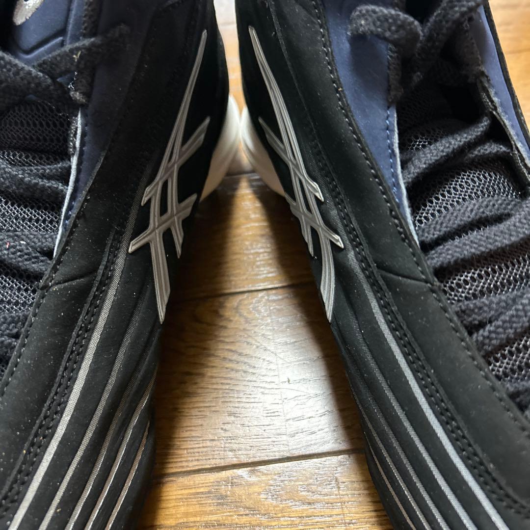 イチロー選手スパイク、アシックス