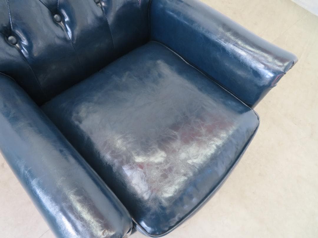 展示品■VINCENT■英国デザイン■1人掛けソファ■鋲打ち■英国伝統