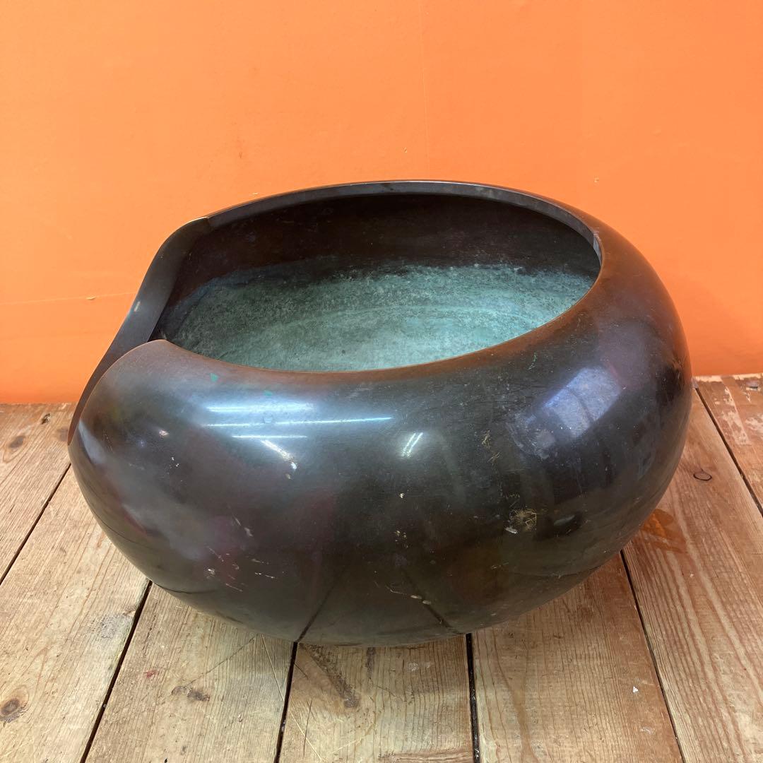 E-2 火鉢 風炉 眉風炉 唐金 青銅 ブロンズ 金属工芸 三つ足 骨董 古道具