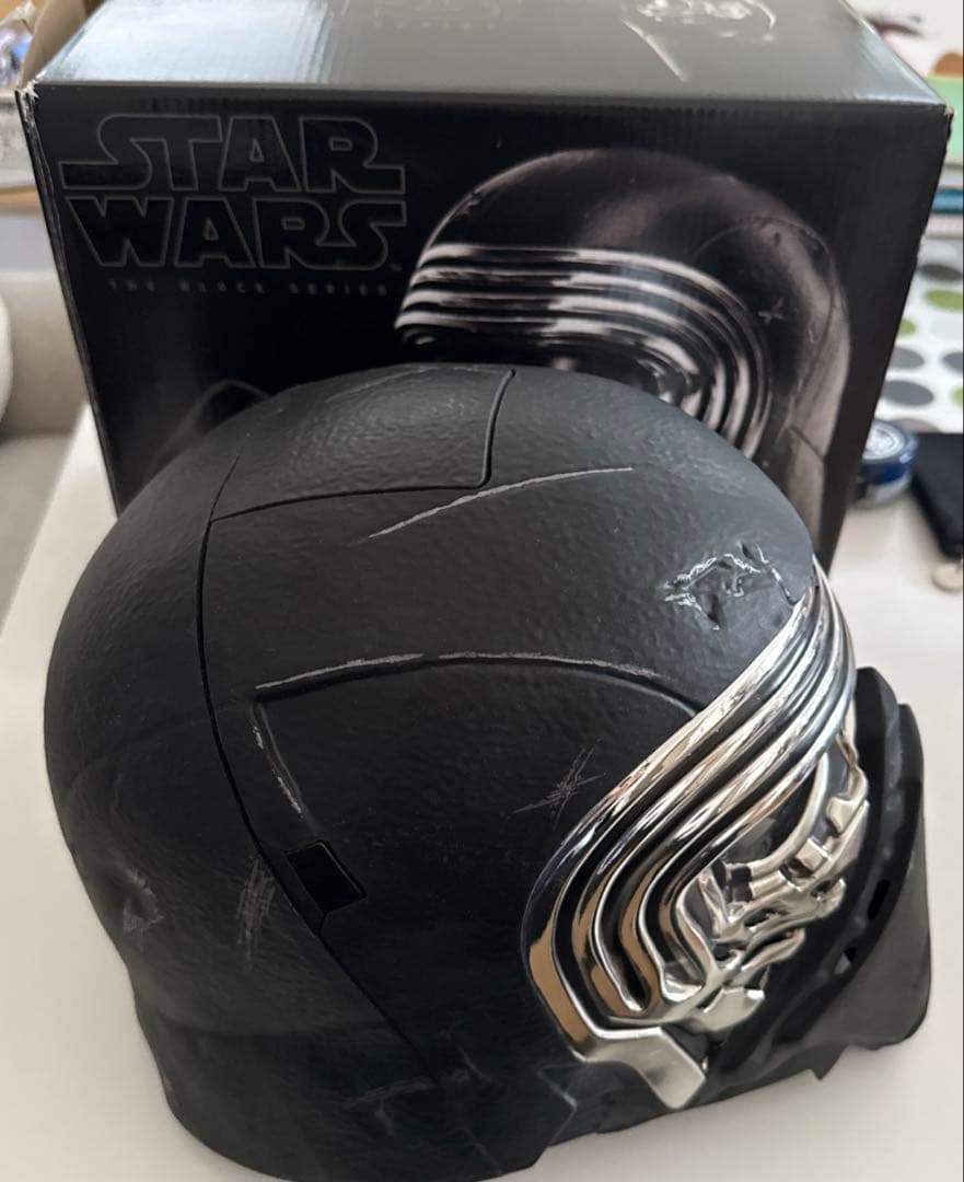 Star Wars カイロ・レン 電子ボイスチェンジャーヘルメット