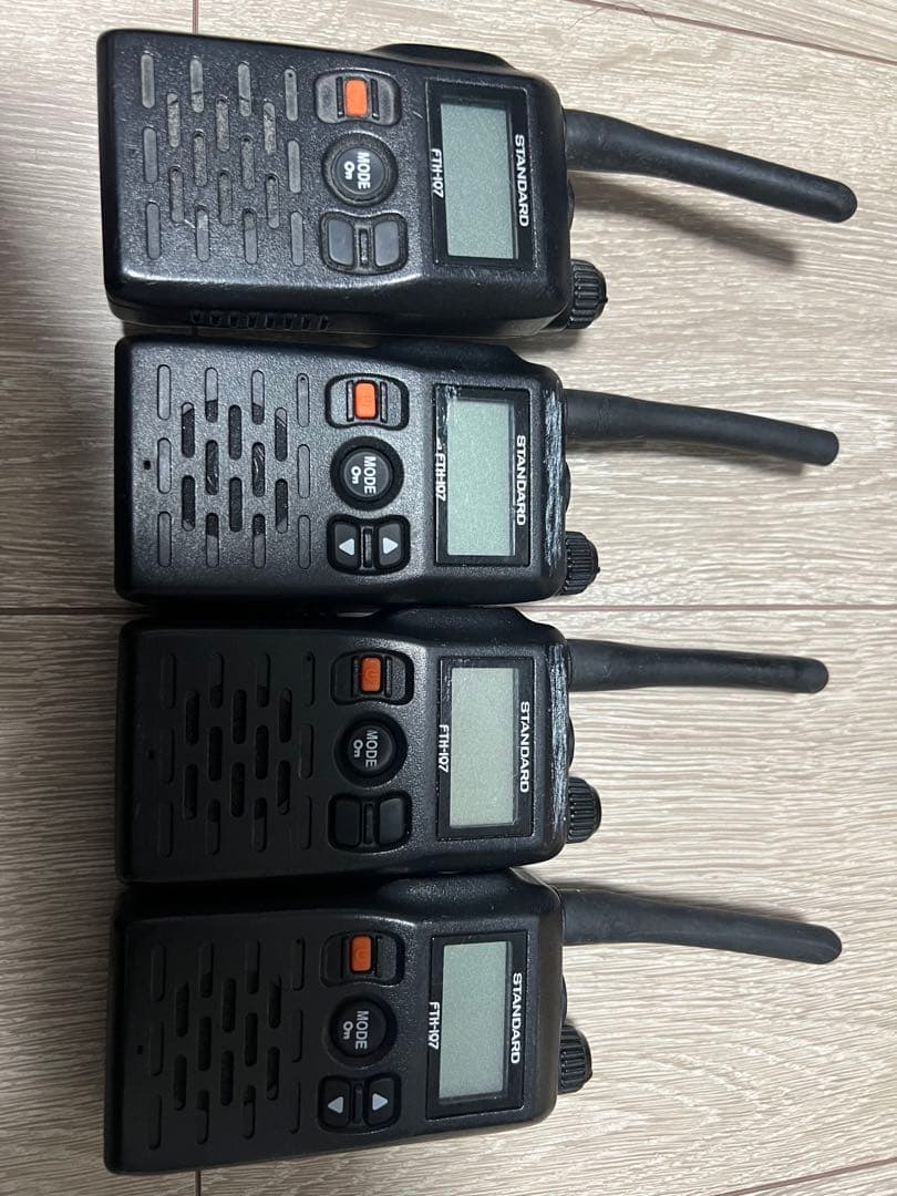 スタンダード 特定小電力トランシーバー FTH107