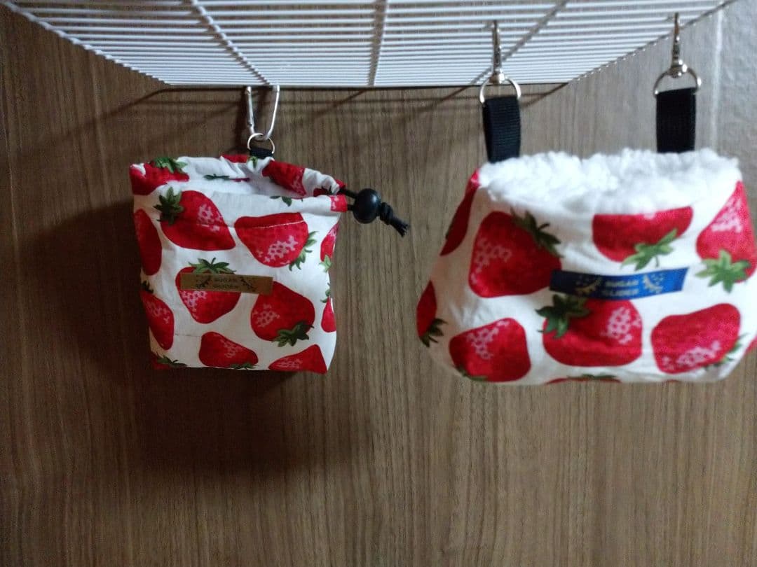 フクモモちゃんふっくらポーチ(いちごちゃん)