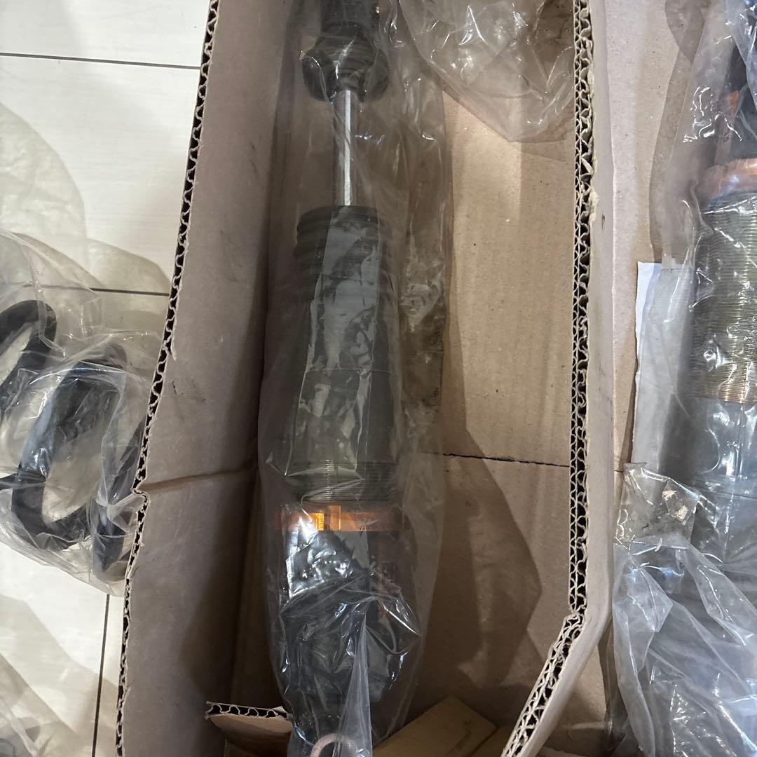 ３０アルファード　中古　サスペンションキット