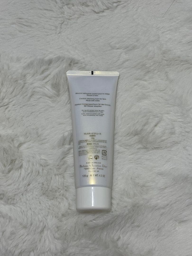 Dior プレステージ ラ ムース 洗顔料