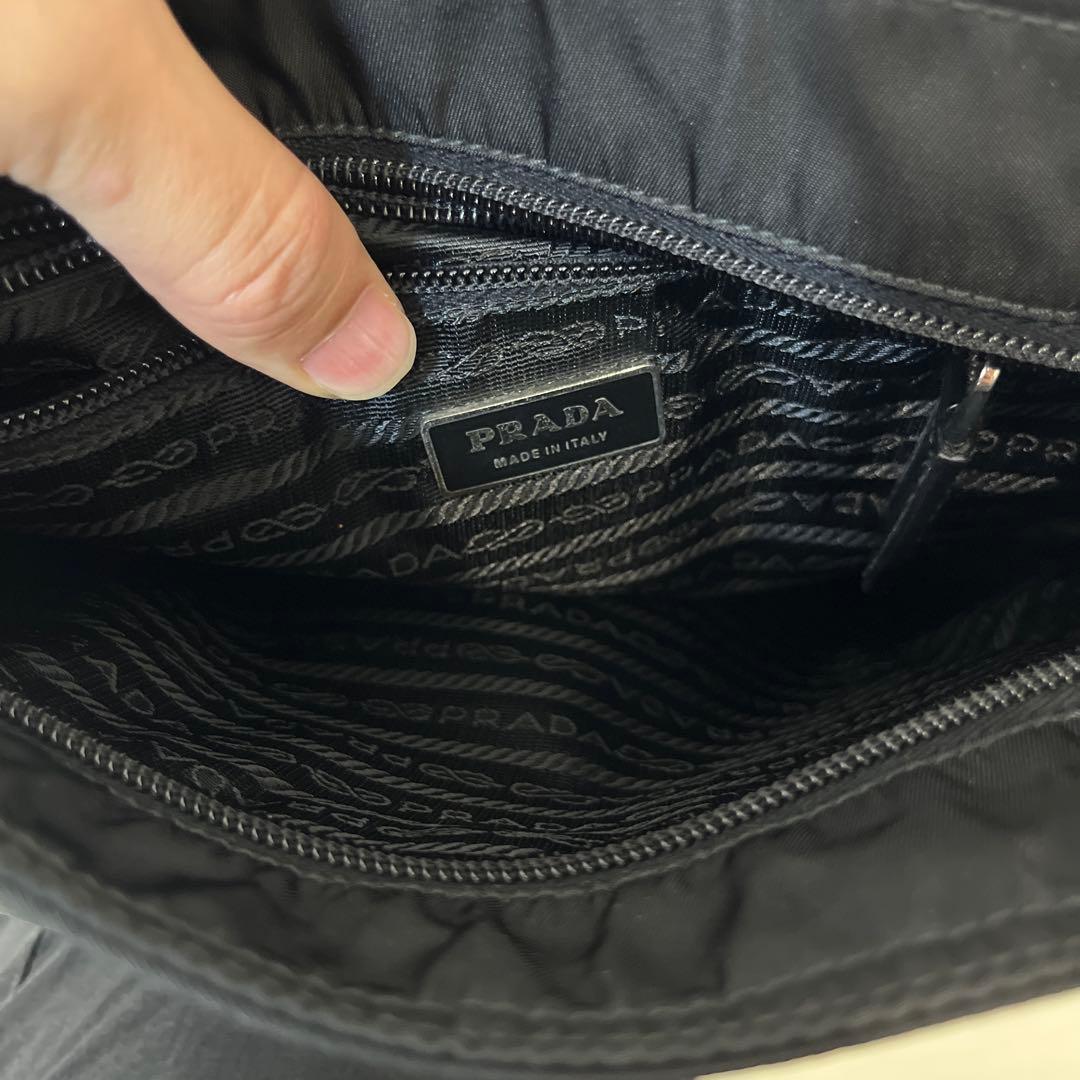 【美品】プラダ　PRADA ショルダーバッグ