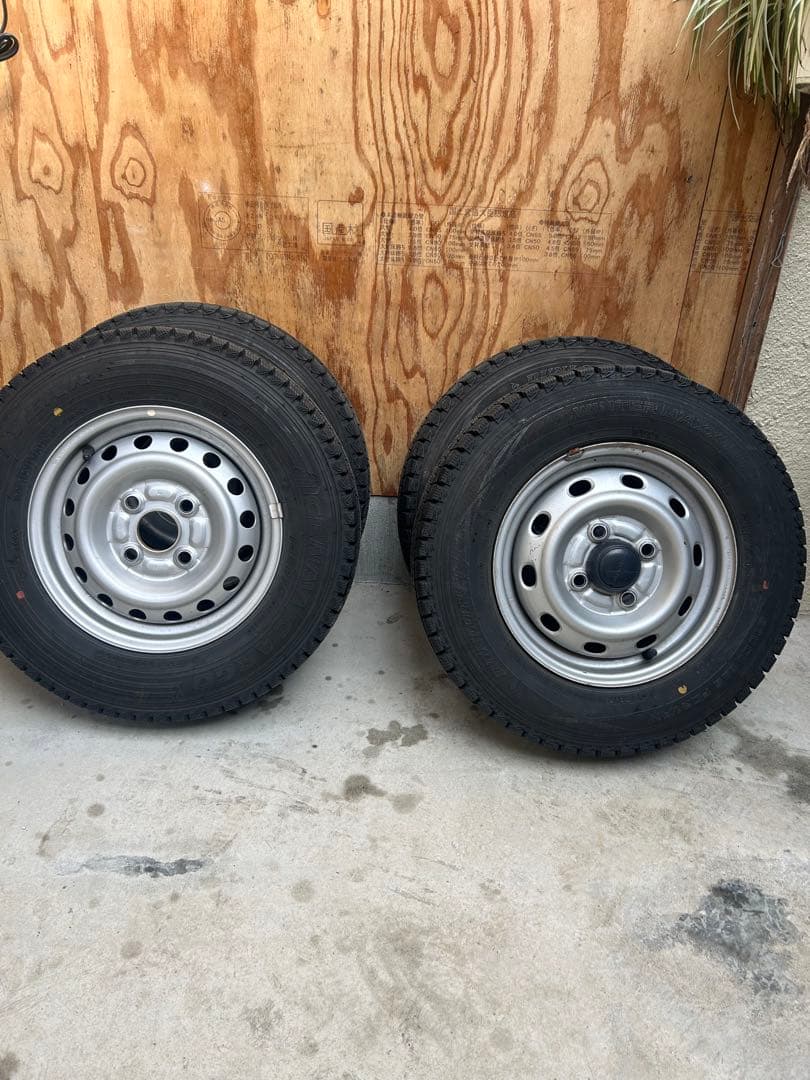 145R12 6PR ハイゼット用スタッドレス、スチールホイール4本セット