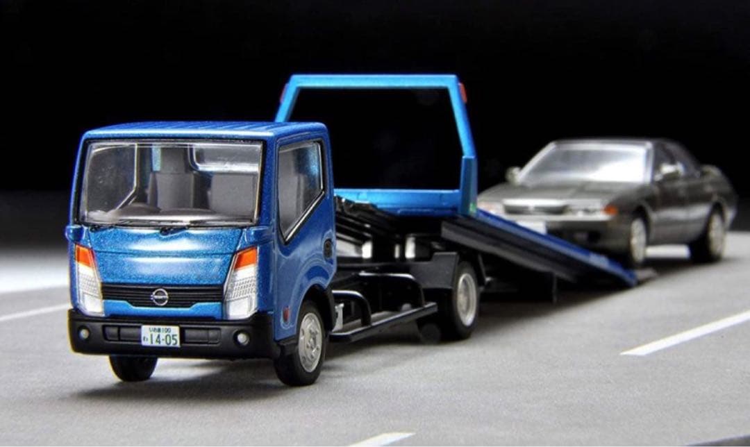 トミカ NEO LV-N144d 日産アトラス F24 花見台自動車 (青)