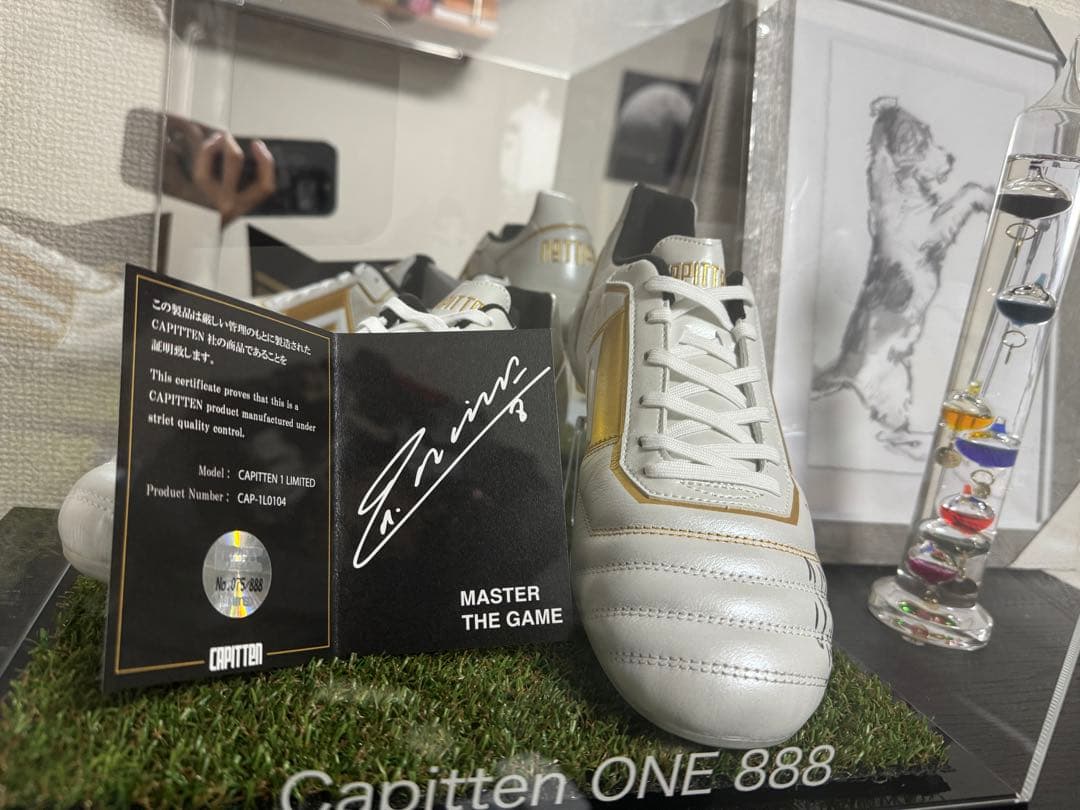 【限定品】Capitten ONE 888 イニエスタ　サイン入り　バルセロナ