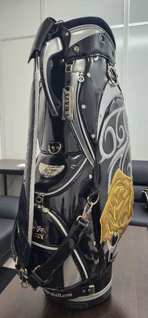 CRAZY ゴルフバッグ 　蝶と薔薇　刺繍