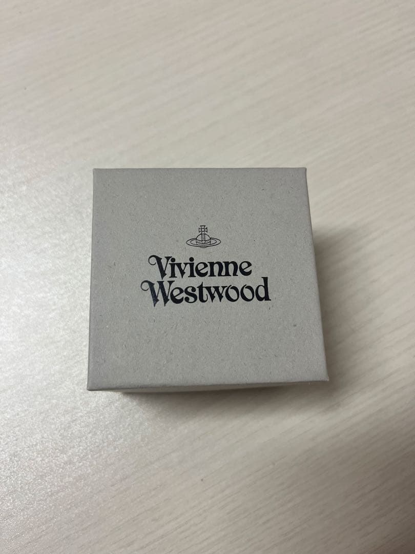 Vivienne Westwood シルバー ピアス(片耳用)