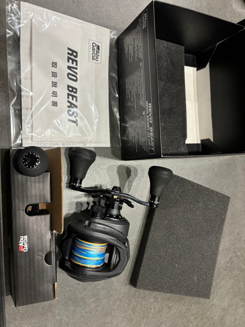 AbuGarcia revo beast 左巻き
