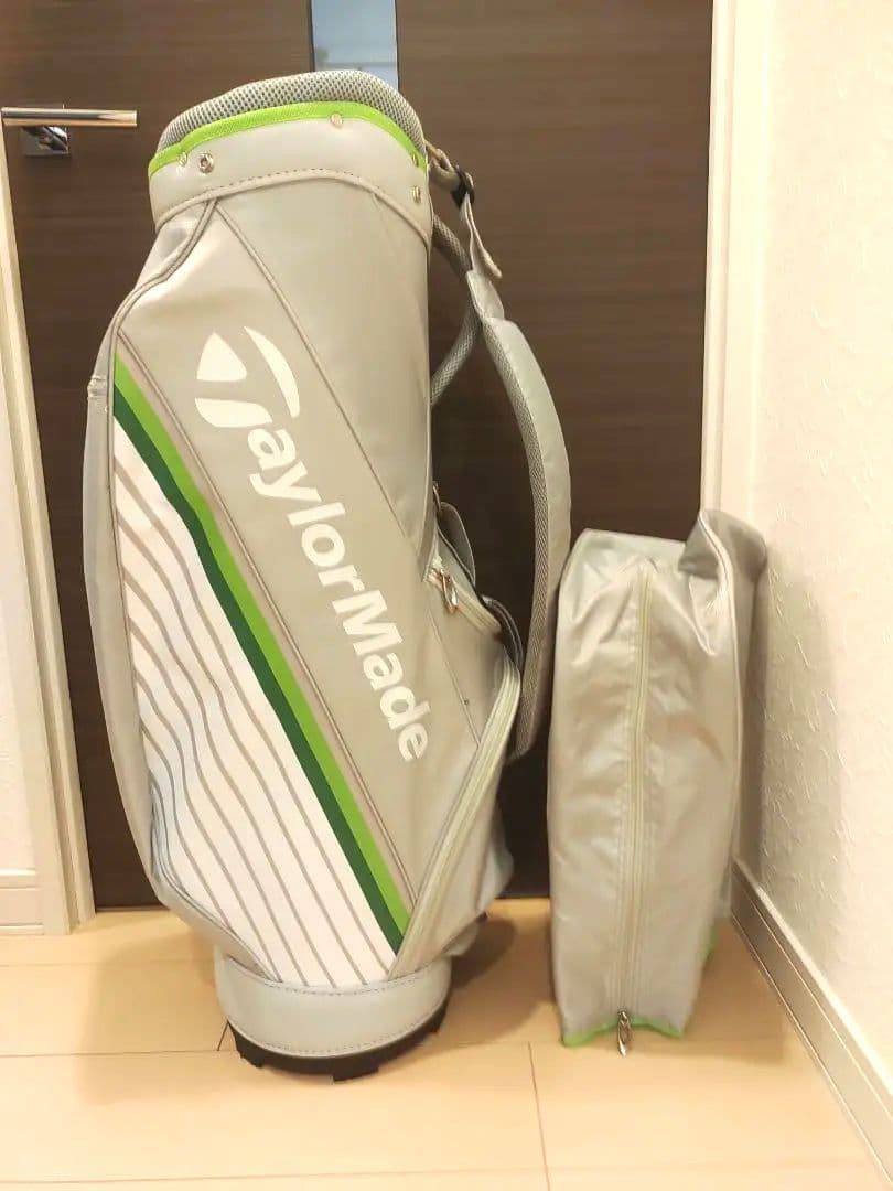 美品　TaylorMade テーラーメイド　キャディバッグ