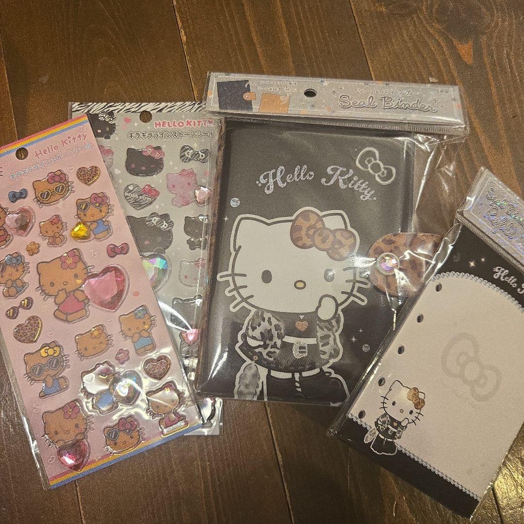 HelloKittyシール2枚・バインダー・バインダーリフィルセットハローキティ