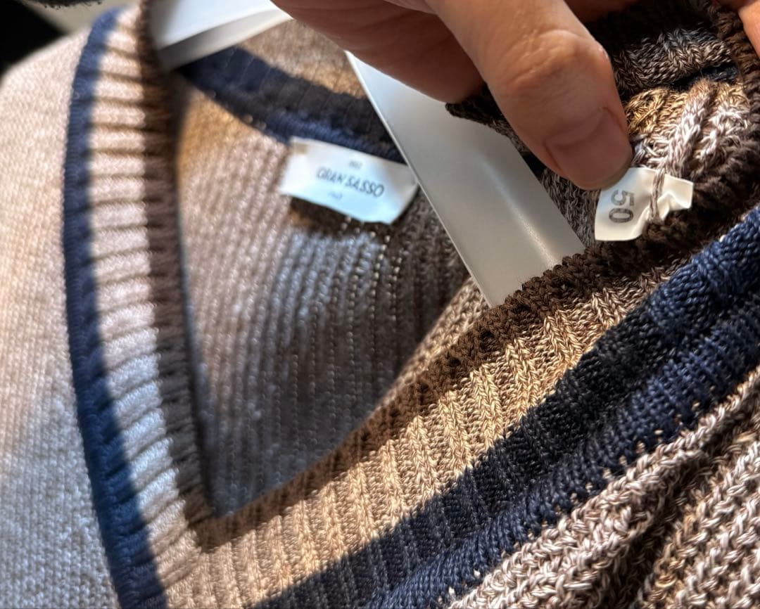 グランサッソ ローゲージ コットンリネン Vネック チルデンニット ブラウン