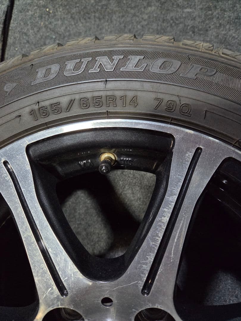 DUNLOP スタッドレスタイヤ 165/65R14 4本セット
