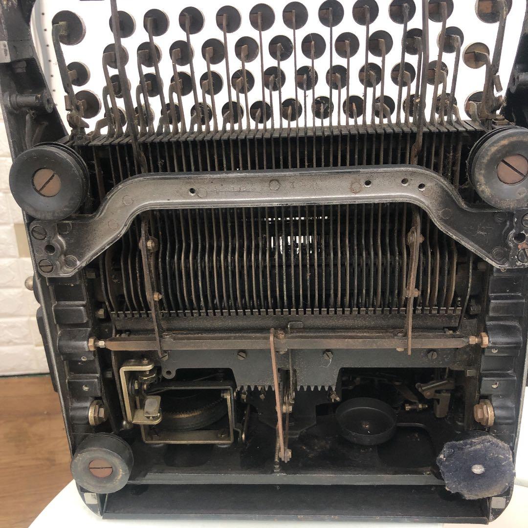 早乙女一弘 アメリカレミントン製タイプライター、ジャンク品アンティーク