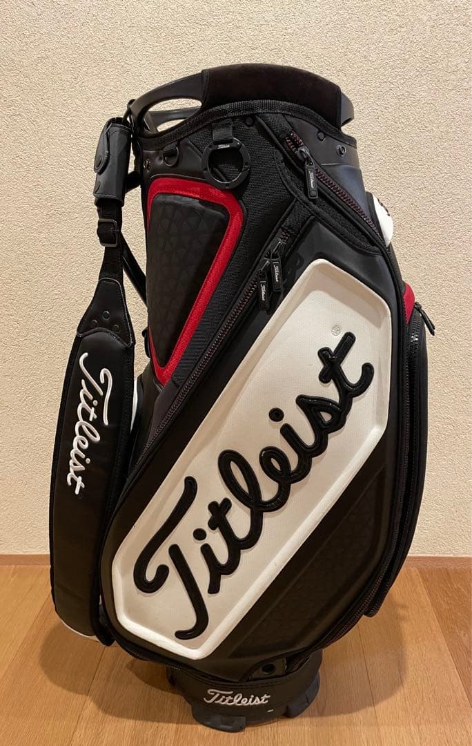 Titleist ゴルフキャディバッグ 黒/白/赤 プロツアーモデル