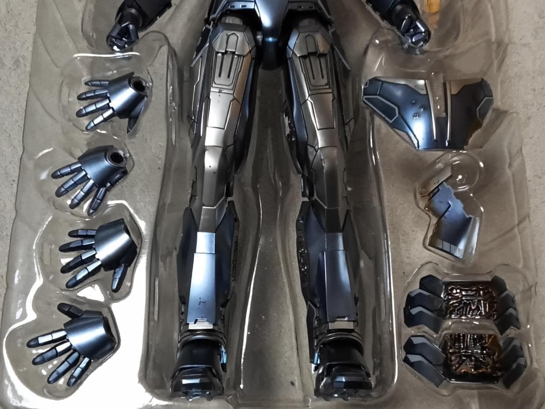 M*N様 ホットトイズ アイアンマン マーク40 ショットガン