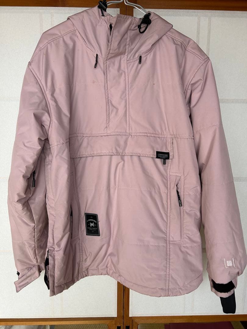 L1 ピンク スノーボードウェア
