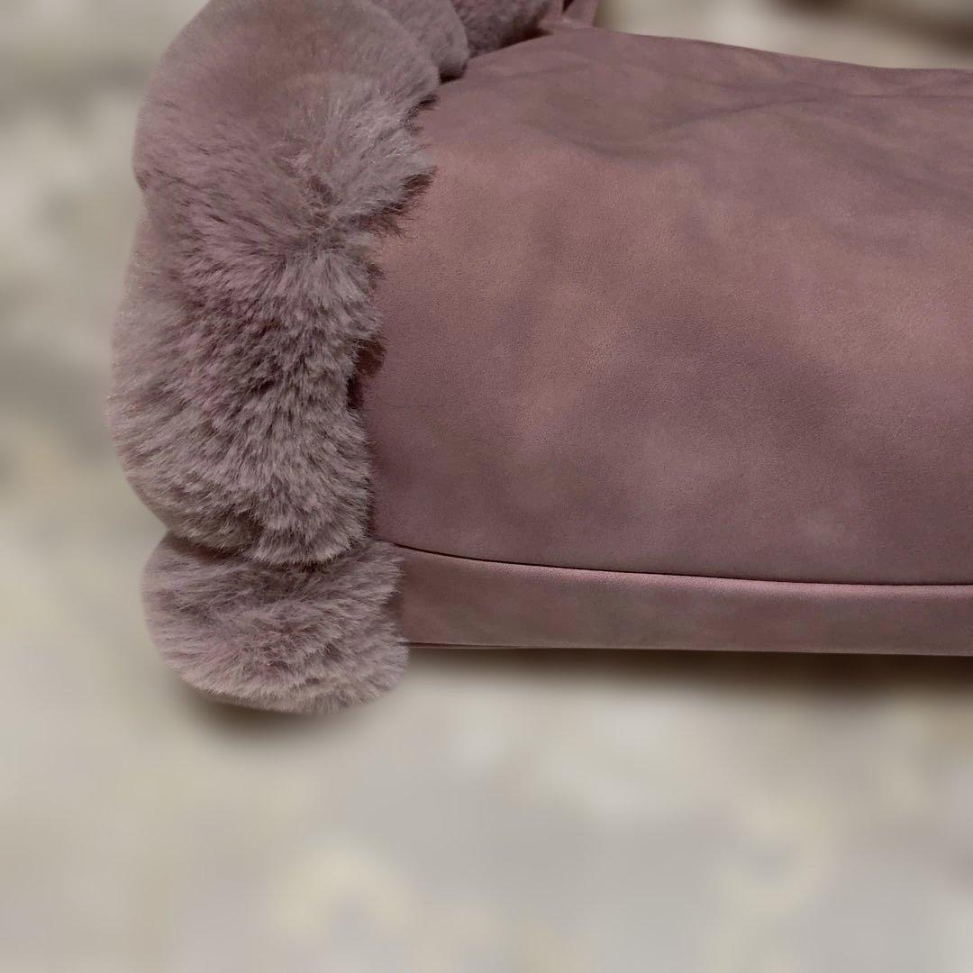 サーカスサーカス　キャリーバッグ