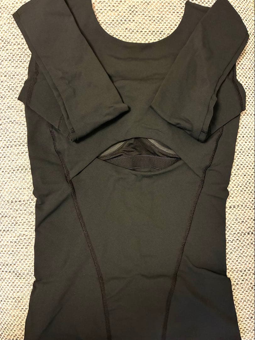 リントスル【LAVA】トップス&レギンス M