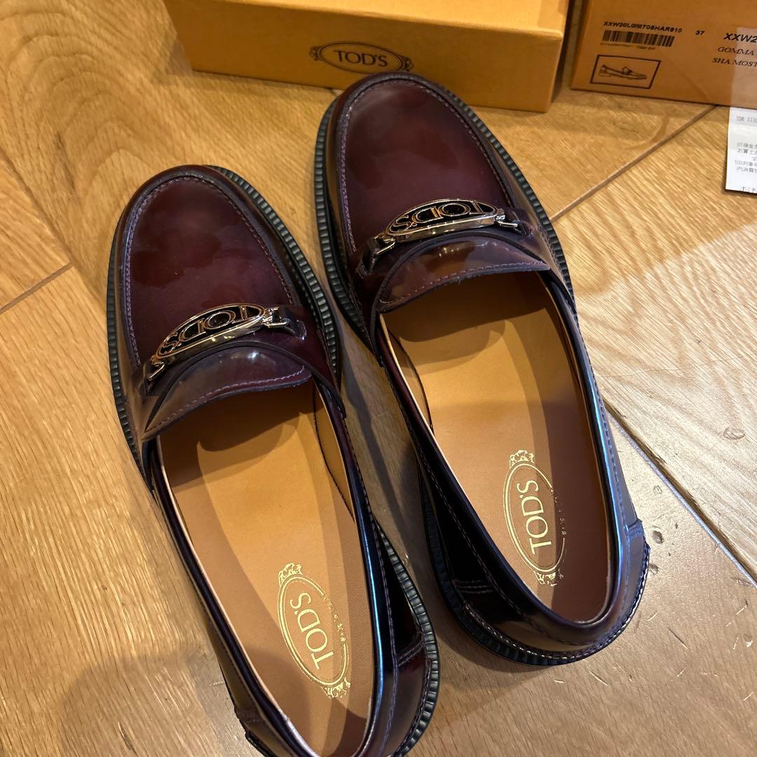 TOD'S ダークブラウン ローファー 37