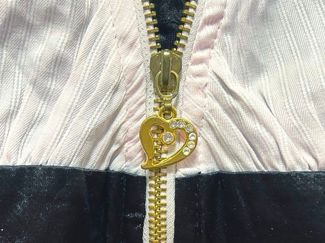 タグ付き♡GOLDS♡ハートチャーム＆ダブルジッパー♡チョーカー付きトップスPK