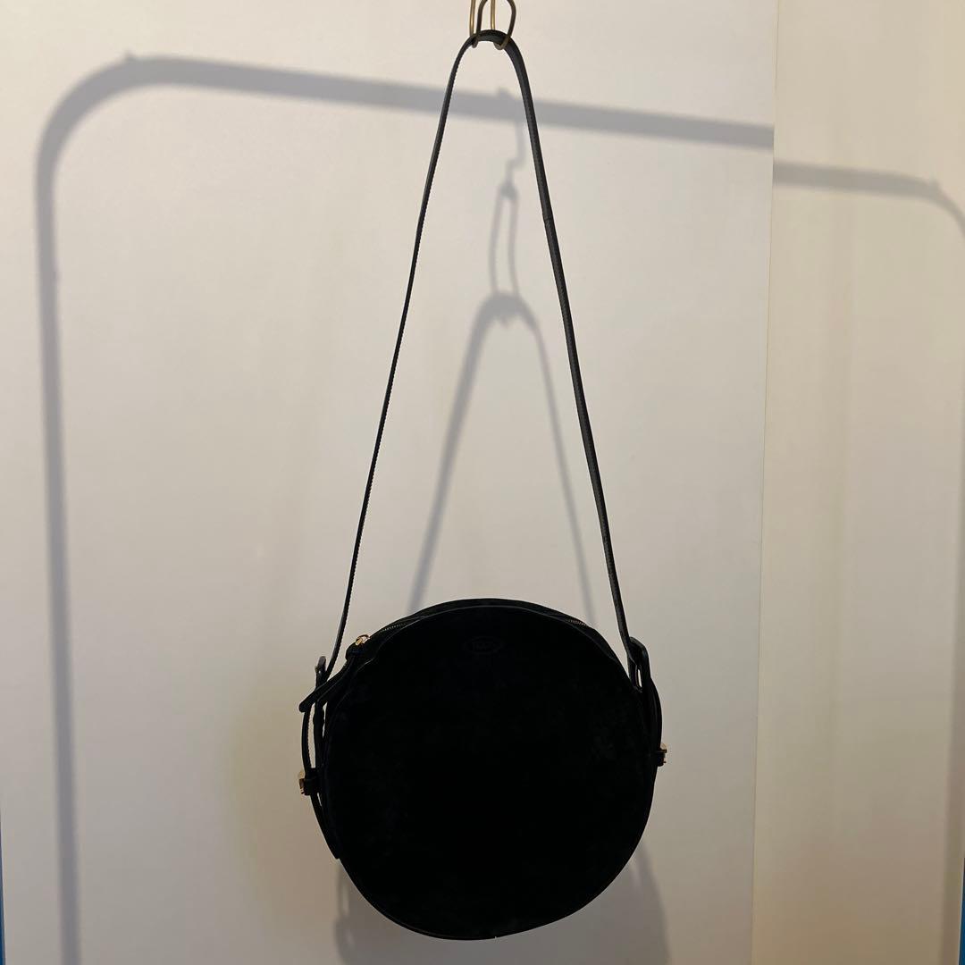 トッズ×エンダースキーマ　黒スエード丸型バッグ