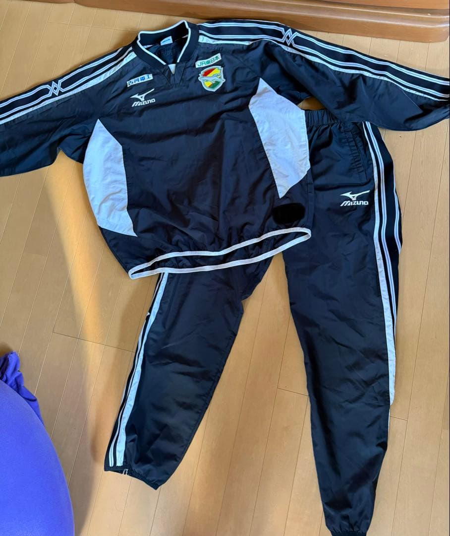 ジェフユナイテッド市原　支給ピステ上下セット