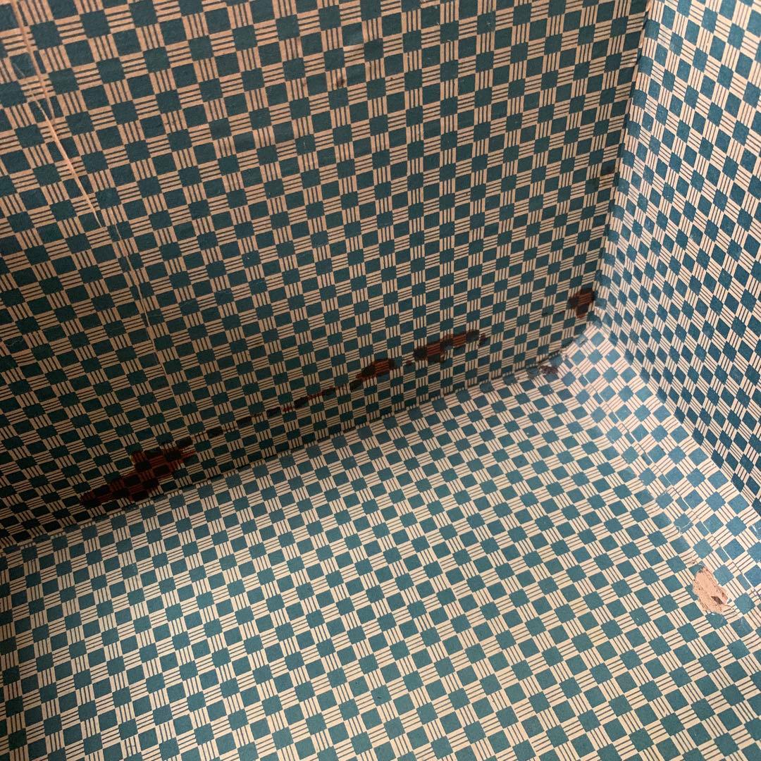 昭和レトロ/緑色の木製トランク 金色のエンブレム付き/収納箱/オブジェ/年代物