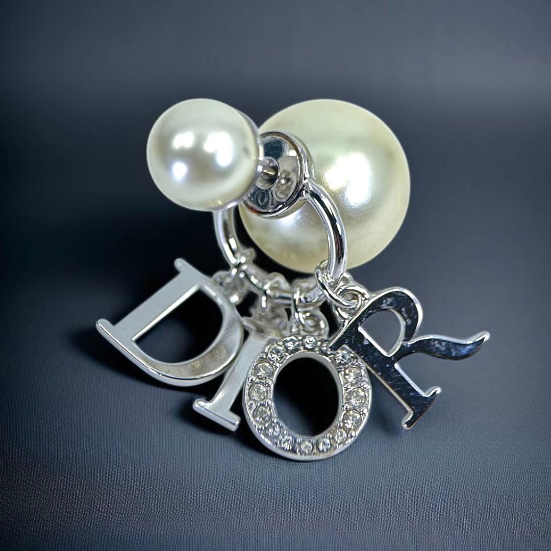 【美品☆箱付き】ディオール　トライバル　パール　ピアス　シルバー　片耳