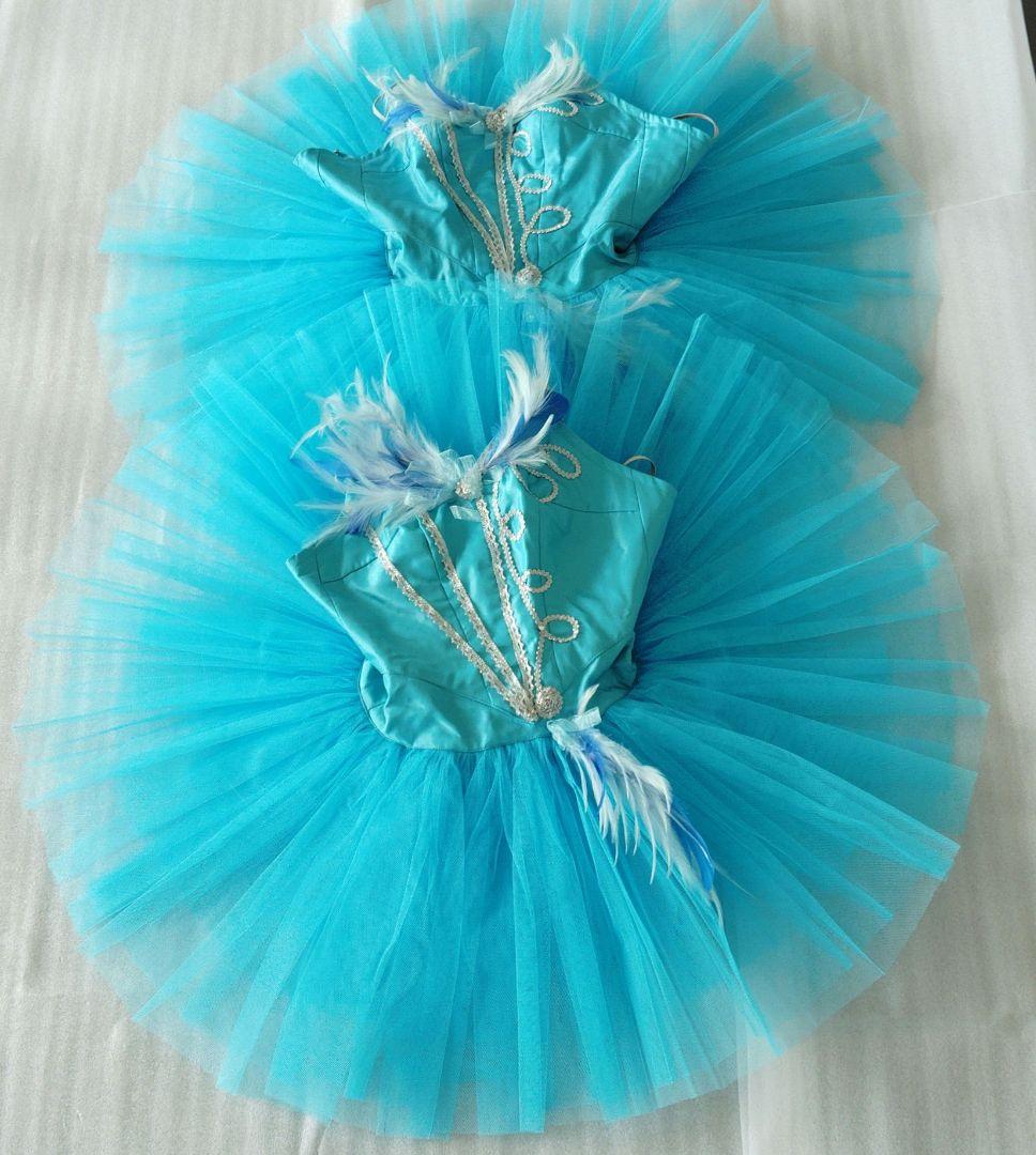 バレエ　クラシックチュチュ　 シルビア製水色　Ｓサイズ 2着まとめ 髪飾り、袖付