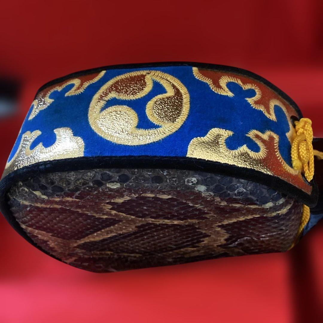 三線 蛇皮 ケース付き 破損あり