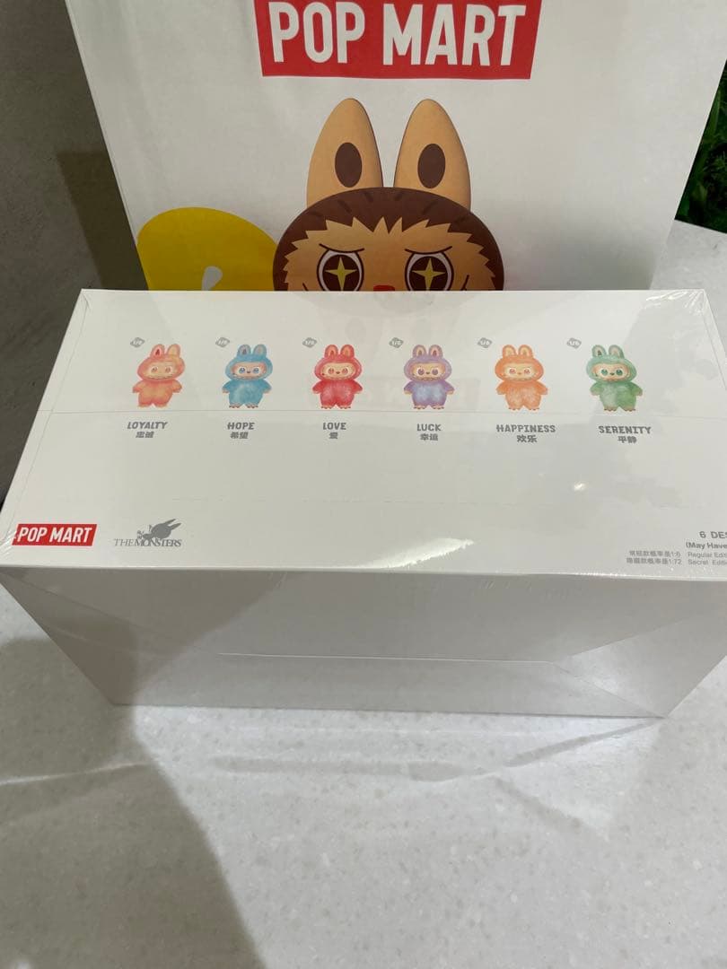 LABUBU Big into Energy ぬいぐるみ 新品 未開封