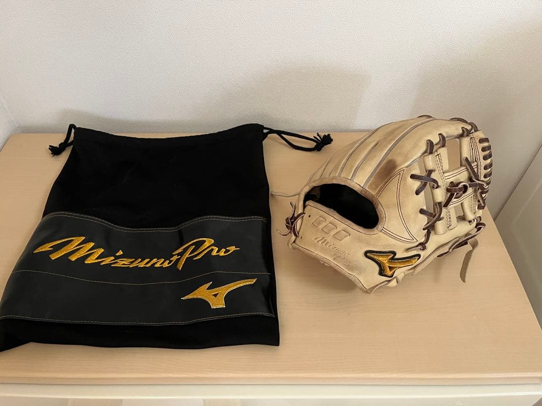 ミズノプロ　軟式グローブ クリーム色 収納袋付き