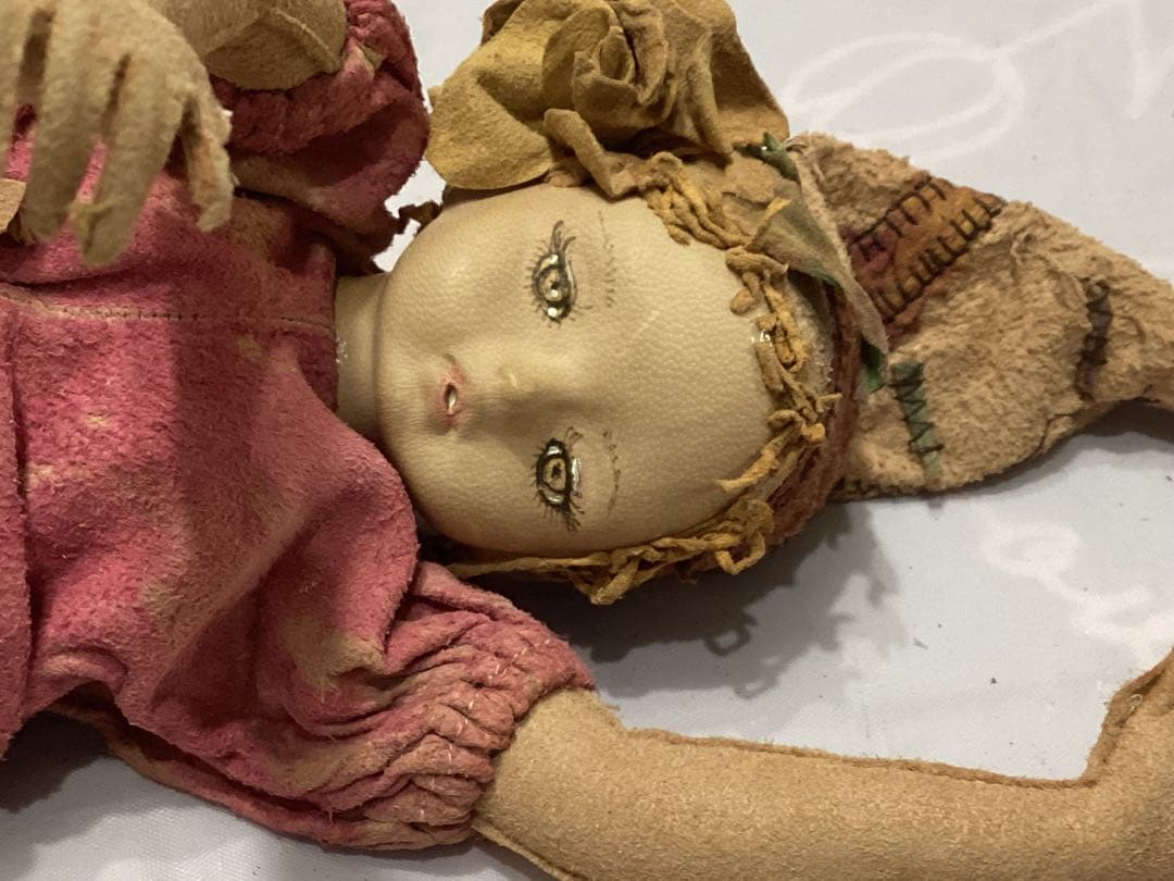 創作人形作家山下昌子　MAKODOLL 未使用　羊革花の装飾 アートドール箱付