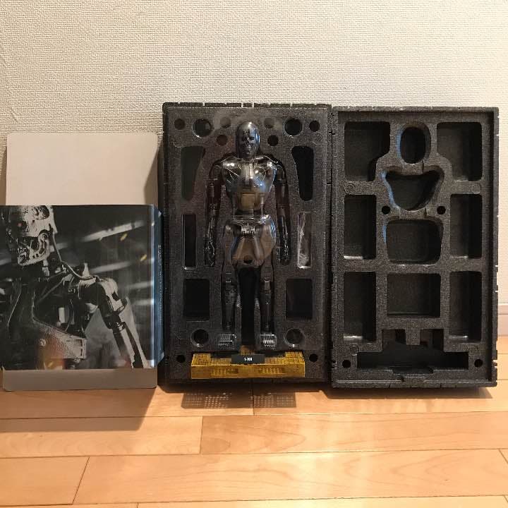 ホットトイズ 1/6 エンドスケルトン T-700(ターミネーター)