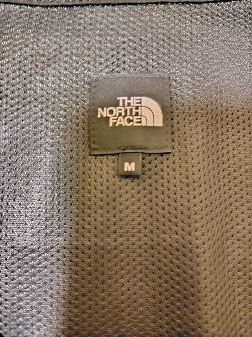 よ*ー様 【新品】THE NORTH FACE　ベスト　ブラック　メンズM　NP
