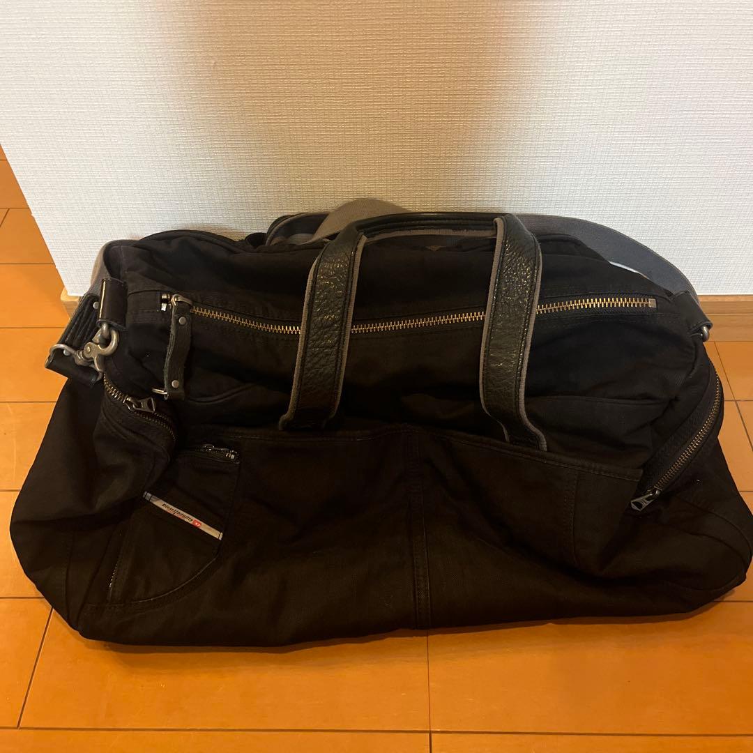 Diesel Industry ブラックボストンバッグ