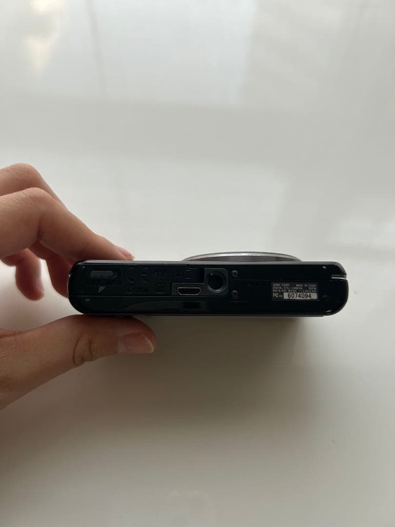 SONY Cyber-shot 10倍ズームデジタルカメラ