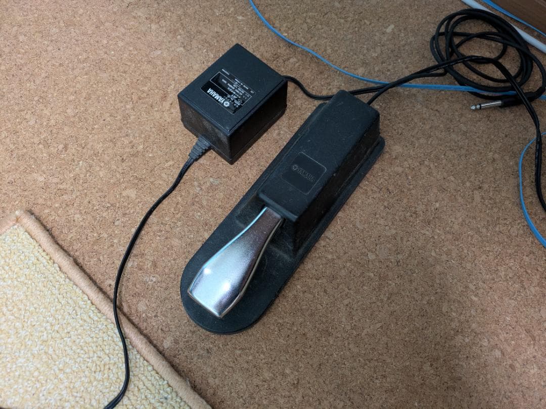 YAMAHA mo8 88鍵　シンセサイザー