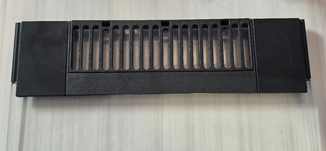 redsea reefer 250　G2　サンプ 仕切り