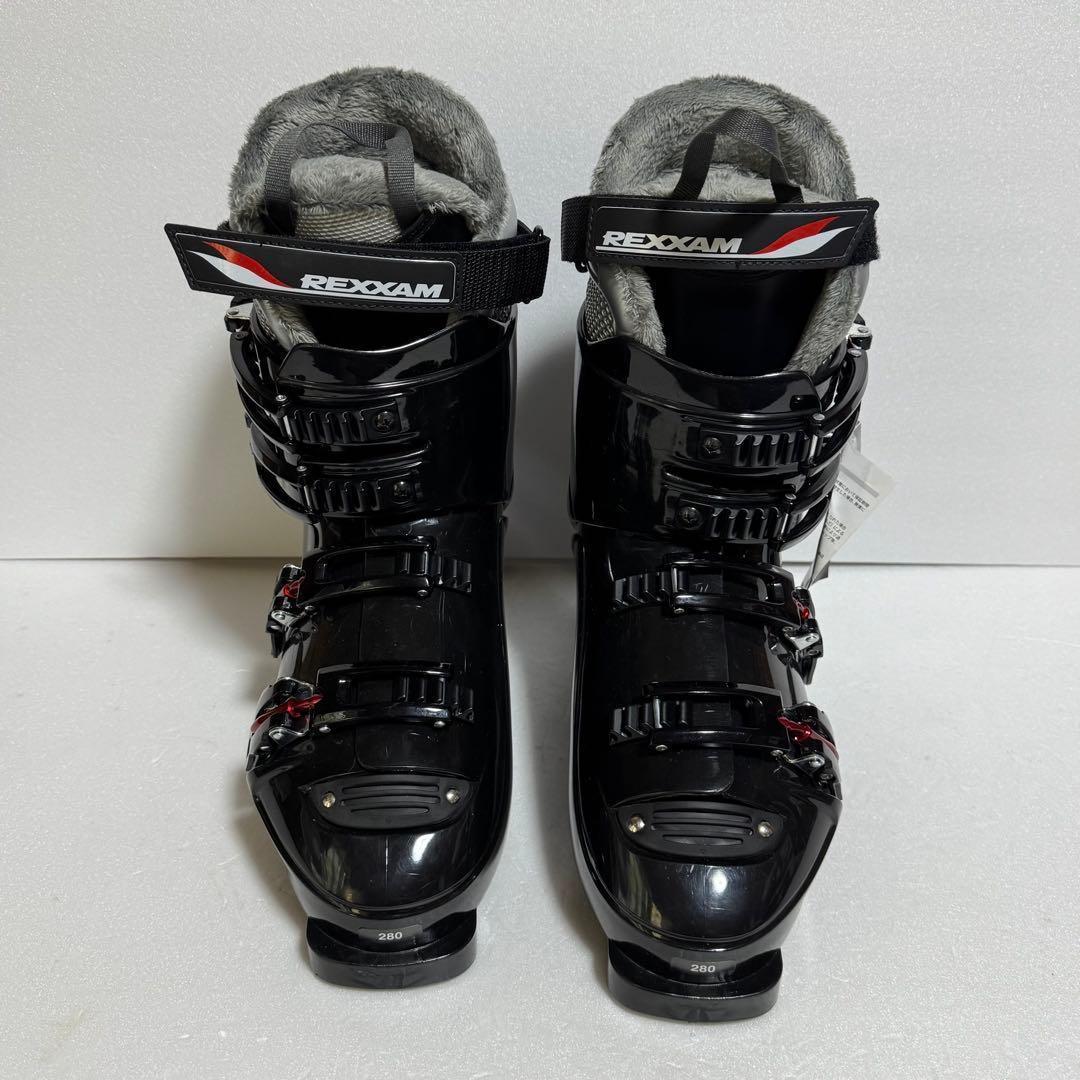 未使用28cmスキー ブーツ黒色初心者格安処分エントリー軽量モデル