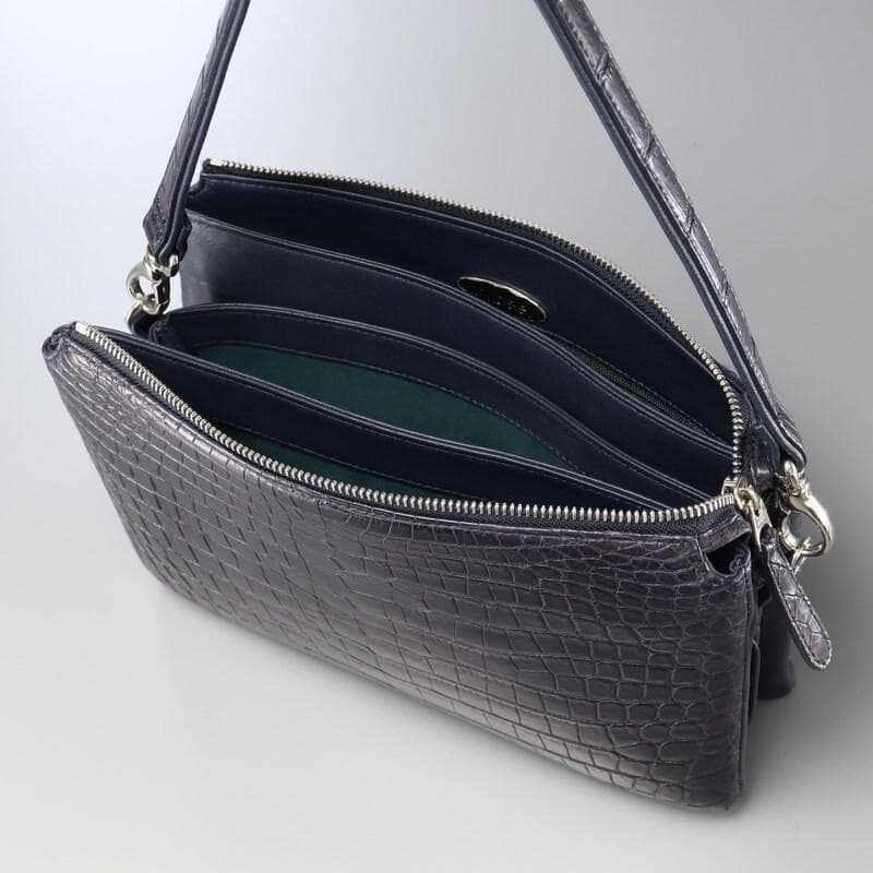 JRAタグ付 LORBEER マットクロコ　センター取り　ハンドバッグ