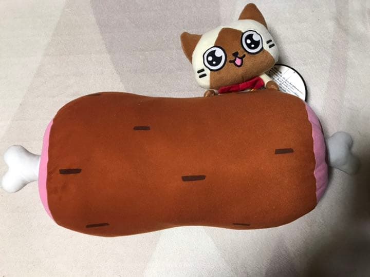 【レア物！】モンハン一番くじ　こんがり肉ッションと郵便屋さんアイルーセット