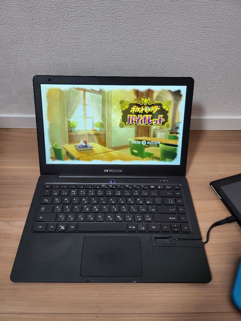 Miraxess MIRABOOK　PC型モバイルアクセサリー