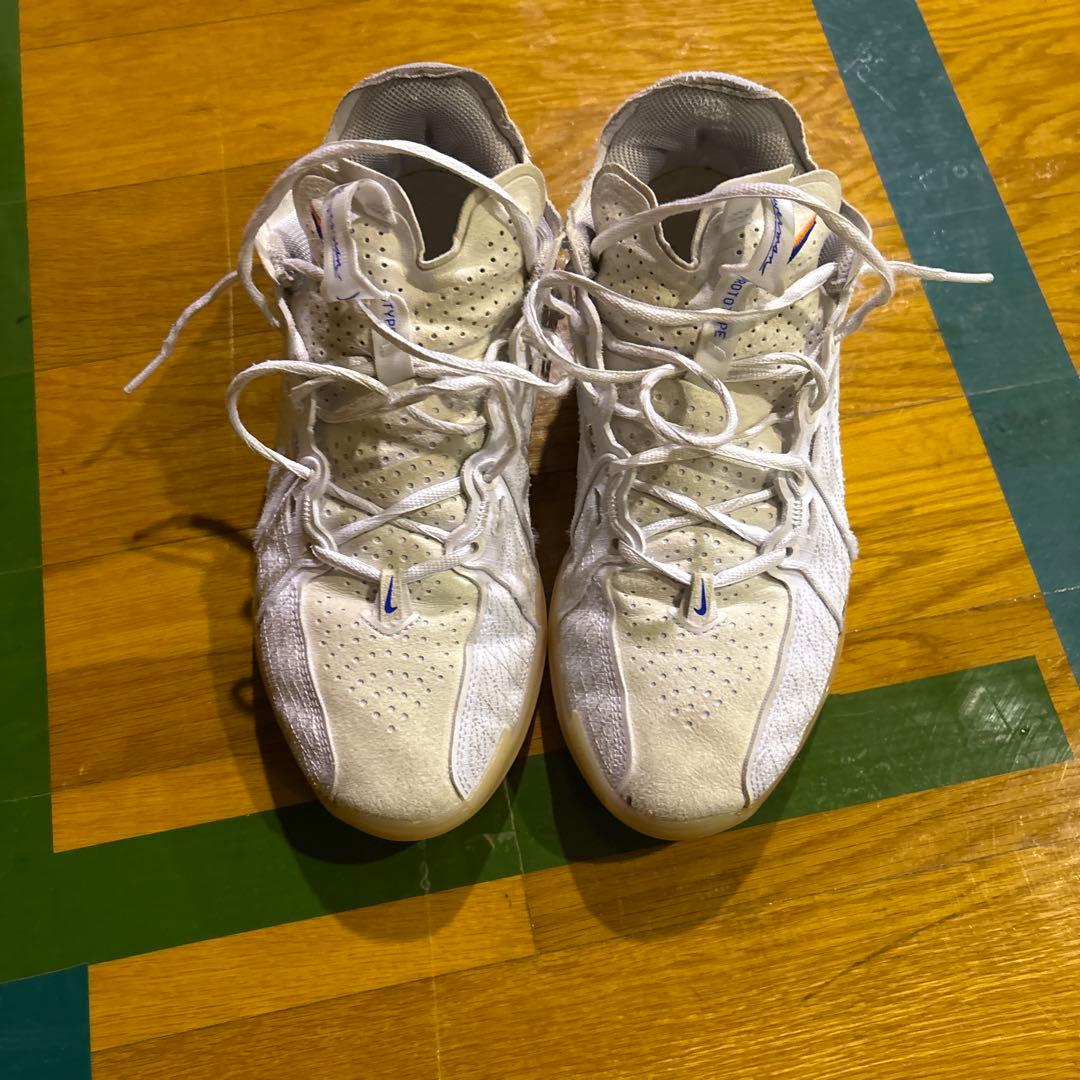 Nike バスケットボールシューズ GTカット3