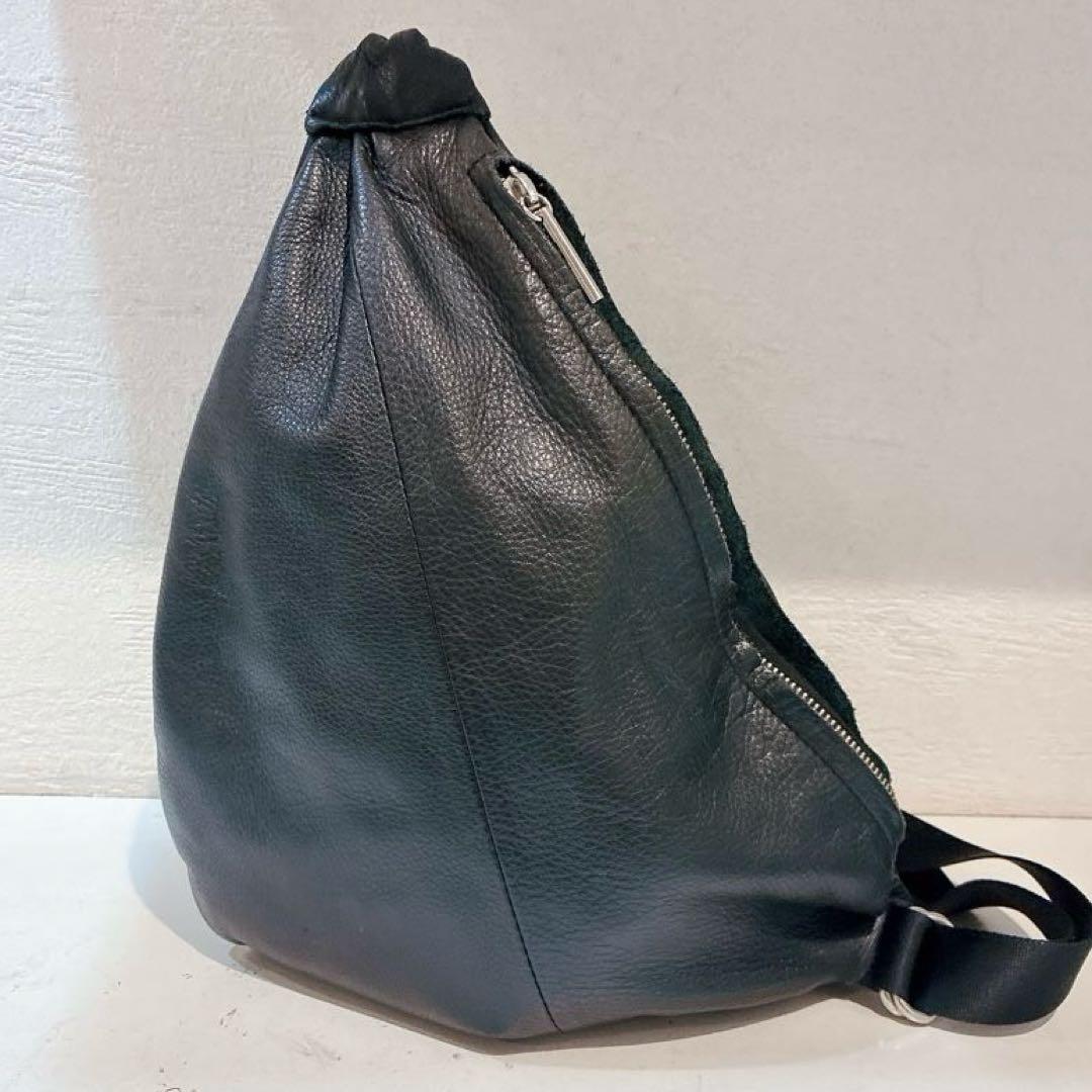 【美品】POMTATA カウレザー ボディバッグ CANDY BODY BAG