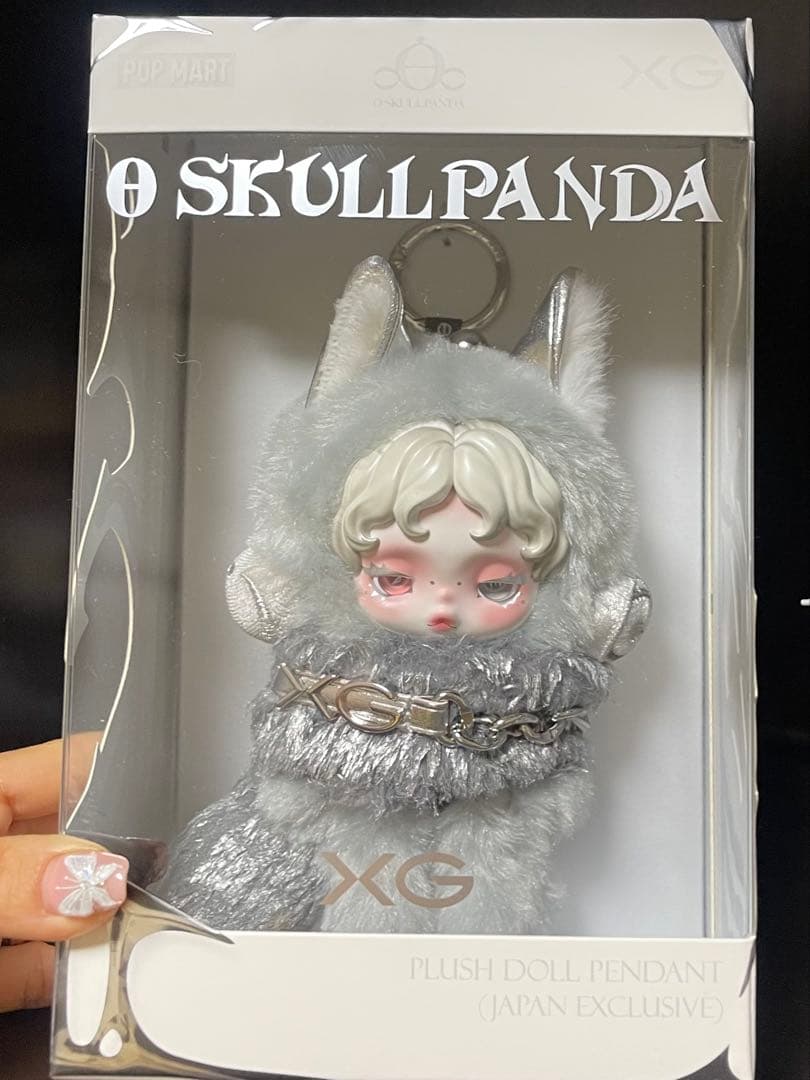 正規品　POPMART スカルパンダXG SKULLPANDA XG 新品未開封